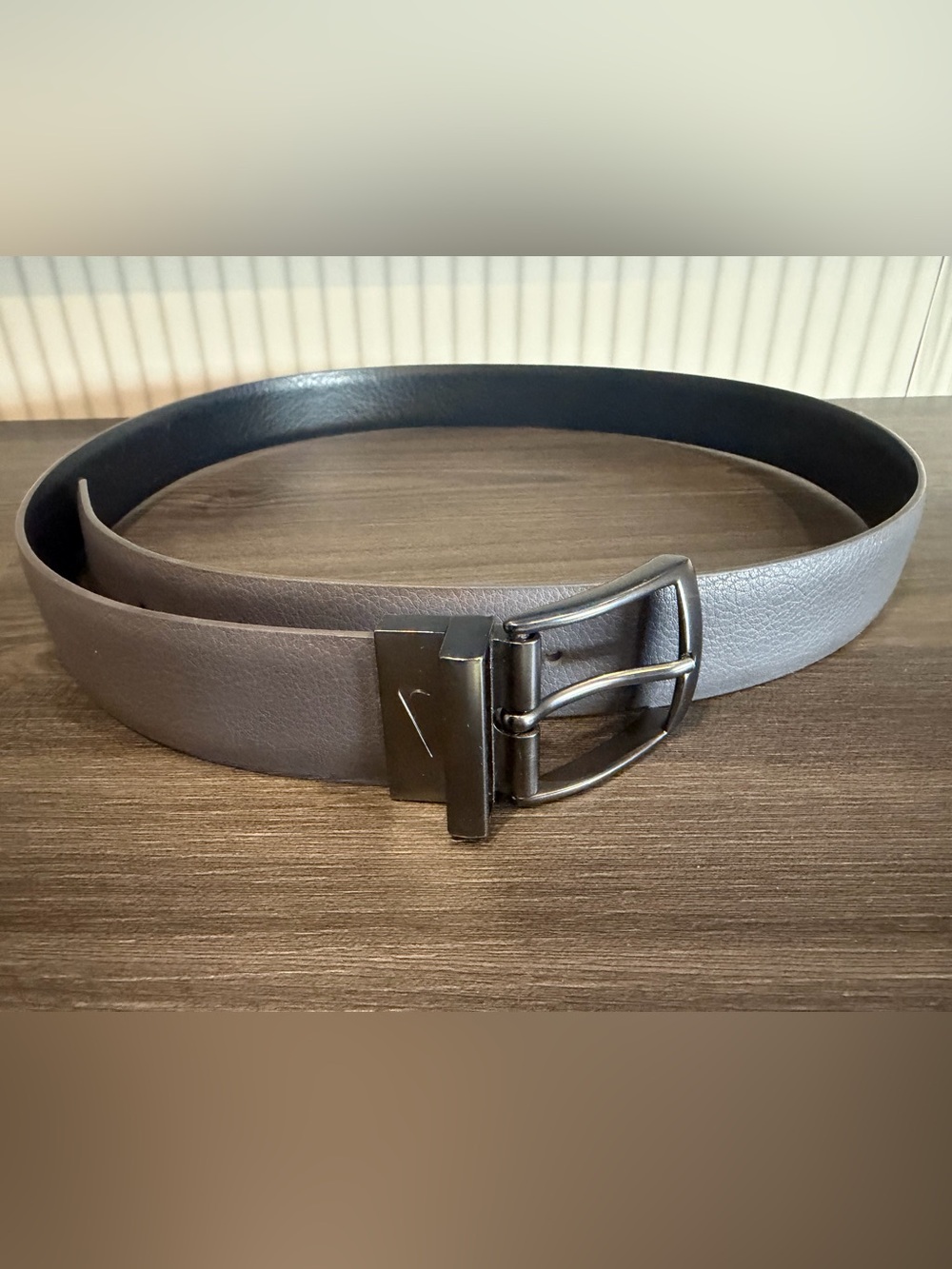 Nike Men's Gray and Black Leather Belt with Brushed Buckle